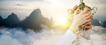 喜报！华体会官方网页版磁砖荣获中国建材“精英杯”十强品牌、陈前董事长荣获精英人物称号