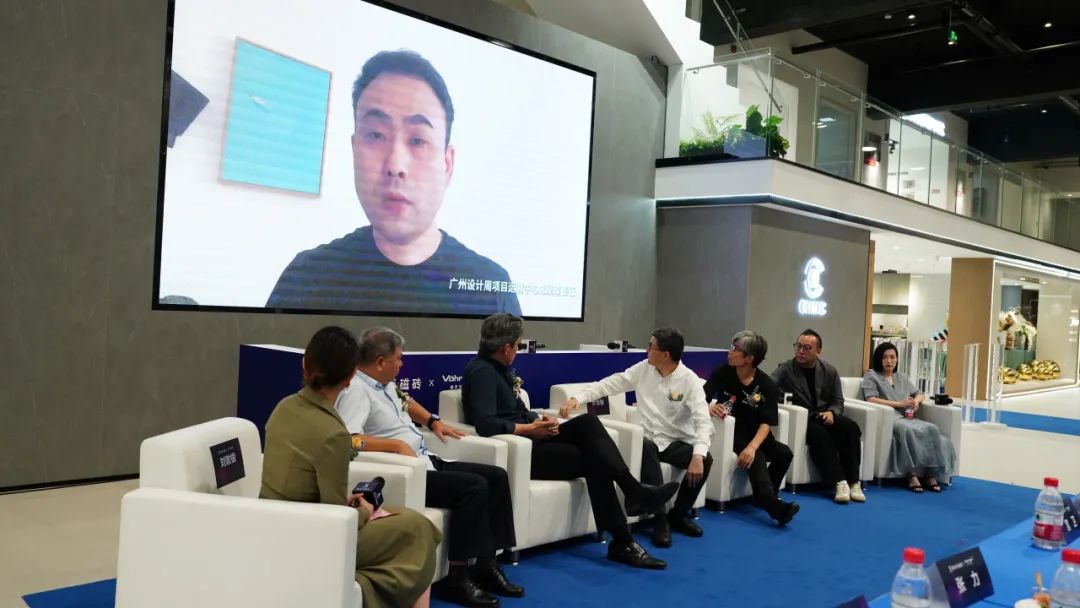 彭伍.jpg 彭伍.jpg